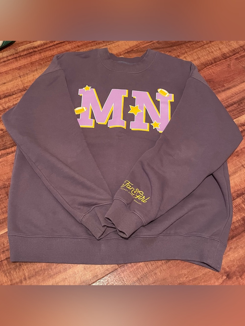 Fan Girl Set of 2 MN Vikings Crewneck Sweatshirts
